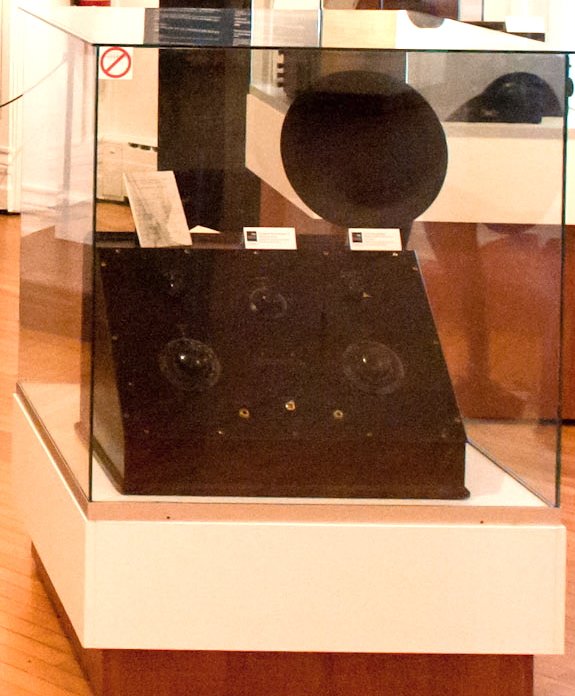 marconiphoneiii1924.jpg